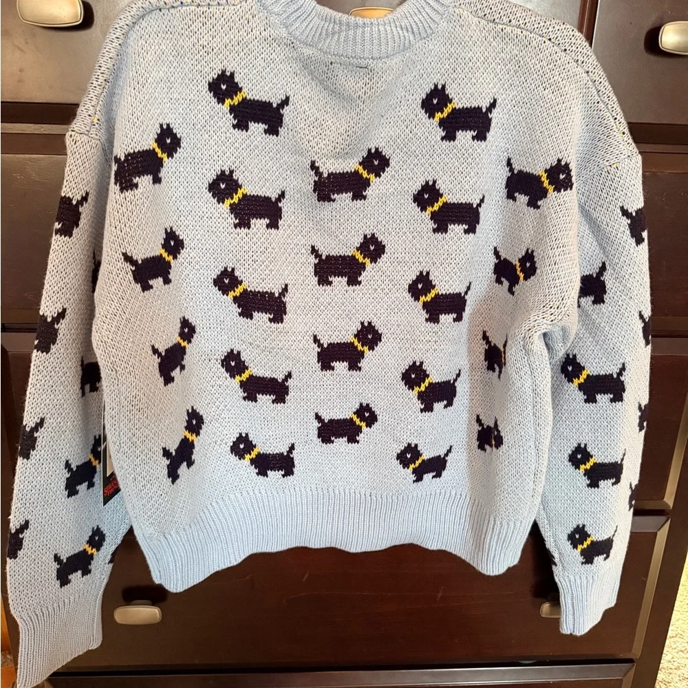 Netflix Stranger Things Scottie Dog Blue Sweater Erica No Boundaries 80s Retro - Picture 5 of 11